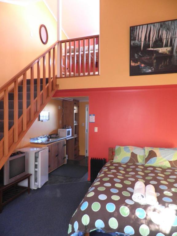 ווסטפורט Bazil'S Backpackers Bbh Hostel & Surf School מראה חיצוני תמונה