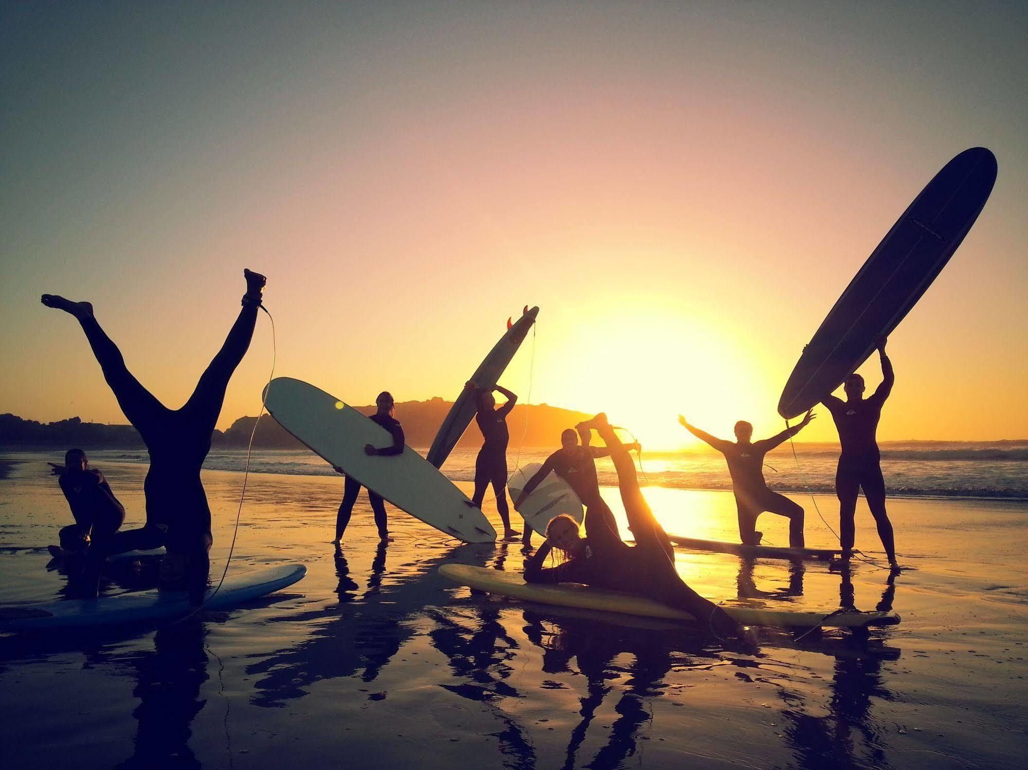 ווסטפורט Bazil'S Backpackers Bbh Hostel & Surf School מראה חיצוני תמונה